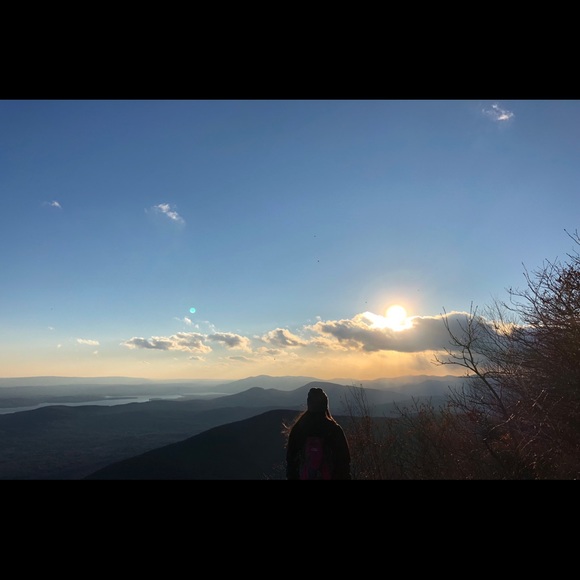 Meet your Posher, MaiLei - Picture 3 of 3